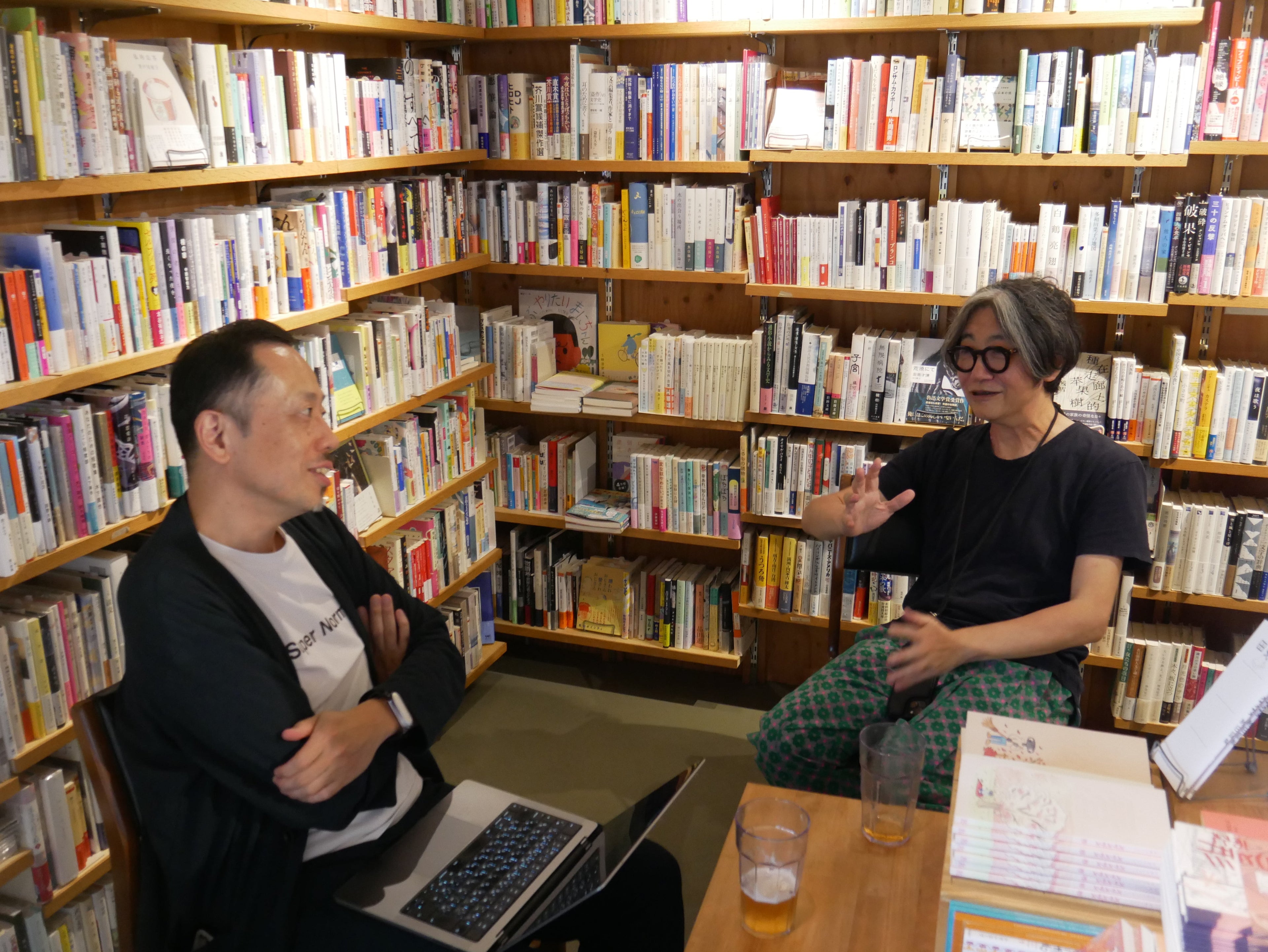 嶋浩一郎 × 奥谷孝司 対談「取扱説明書のないふつう」